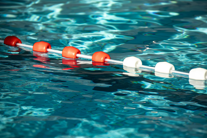 Tratamento de água de piscina